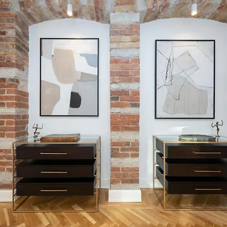 Apartamento Ultra Luxury, 140m2, Sauna, Walk-in Wardrobe, Office