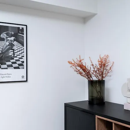 Ultra Luxury, 140m2, Sauna, Walk-in Wardrobe, Office Apartment *