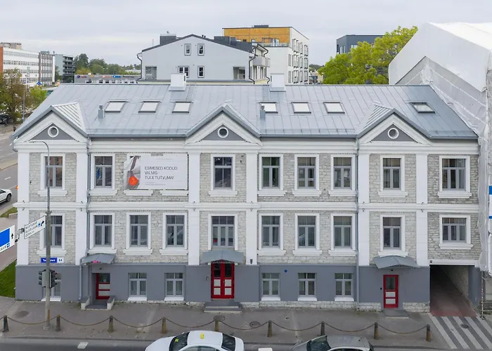 Ultra Luxury, 140m2, Sauna, Walk-in Wardrobe, Office Apartment